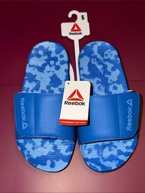 Reebok Delta Vital Slide Sandals Boys and Girls Size 5
